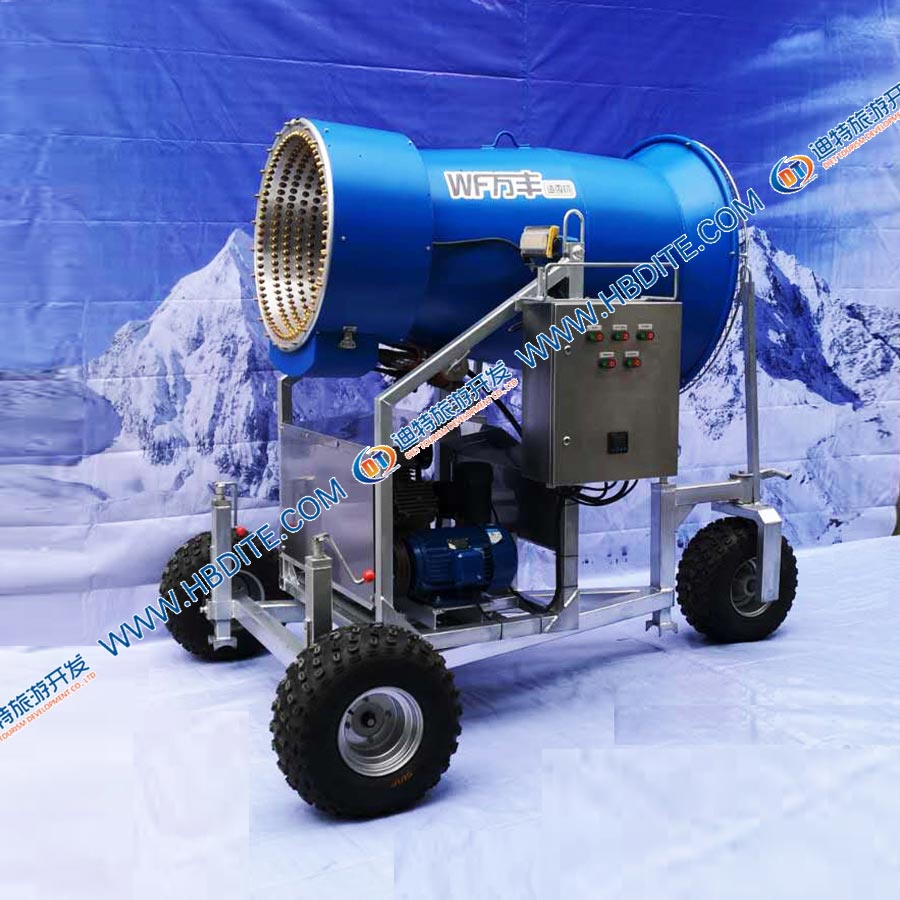 人工造雪機(jī)讓您身臨其境享受滑雪樂趣